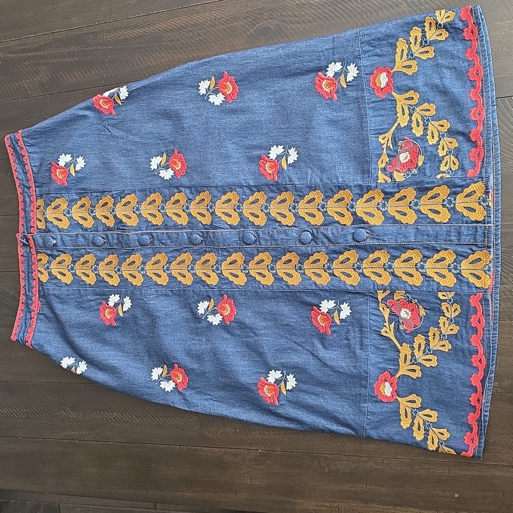 NEW Elizabeth James Denim Embroidered Frannie Midi Skirt Western Cowgirl, Sz M - Picture 12 of 12